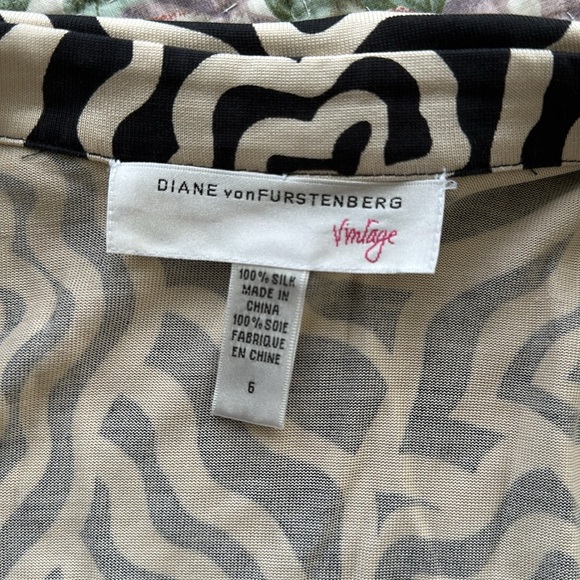 Diane Von Furstenberg Wrap Dress, Size - Picture 4 of 7
